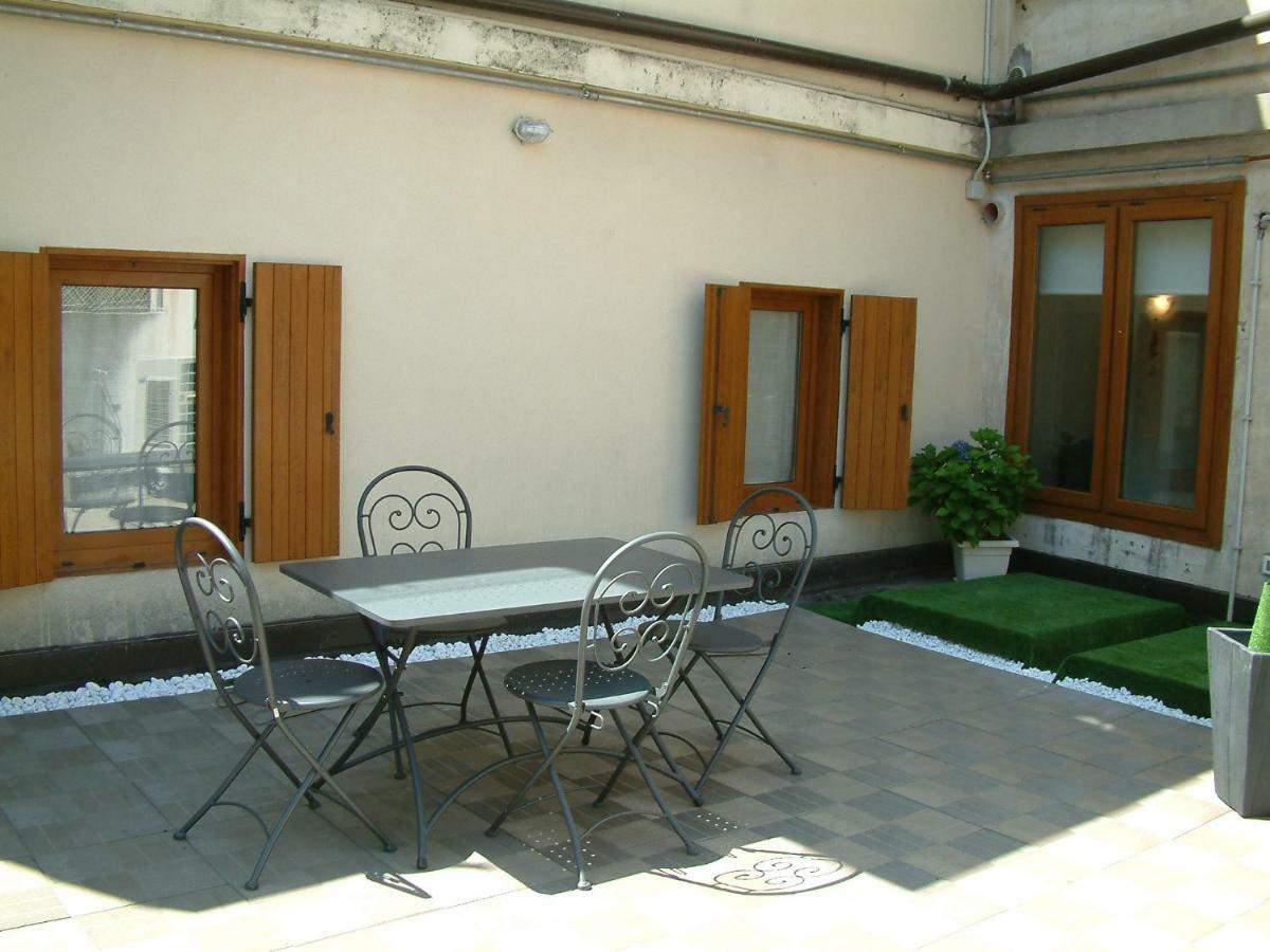 Casa Vacanza Piazza Marconi Valdobbiadene Buitenkant foto
