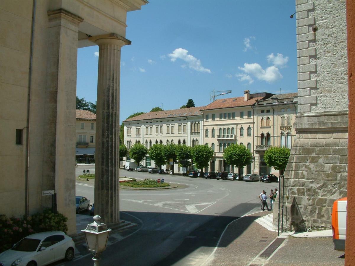 Casa Vacanza Piazza Marconi Valdobbiadene Buitenkant foto